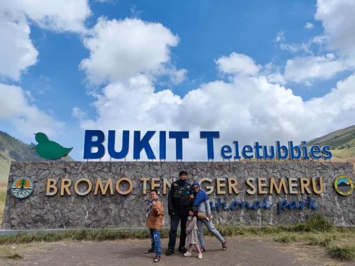 Javalindra Homestay Tour And Travel Banyuwangi  Zewnętrze zdjęcie