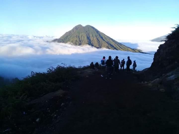 Javalindra Homestay Tour And Travel Banyuwangi  Zewnętrze zdjęcie